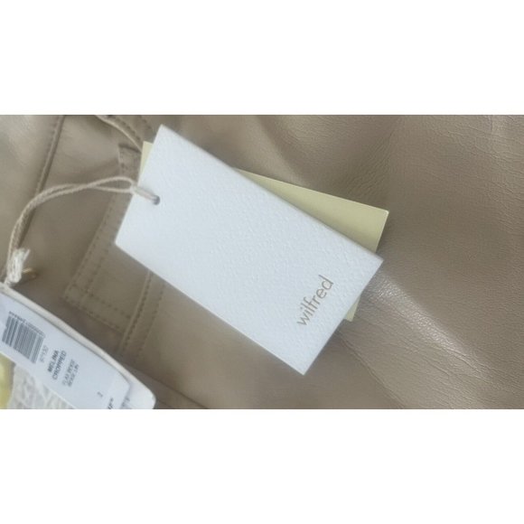 NWT-Wilfred by Aritzia  Melina Pants Vegan Leather Sz 2 Nwt 148 Crop Rare Trendy - Picture 3 of 6